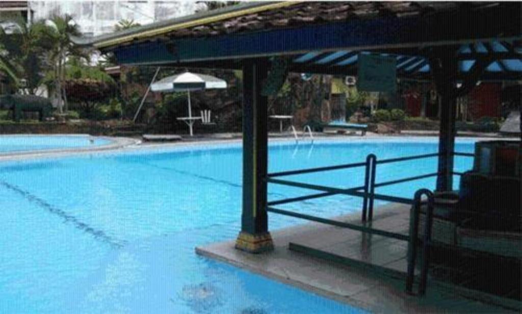 Hotel Batik יוגיאקרטה מראה חיצוני תמונה
