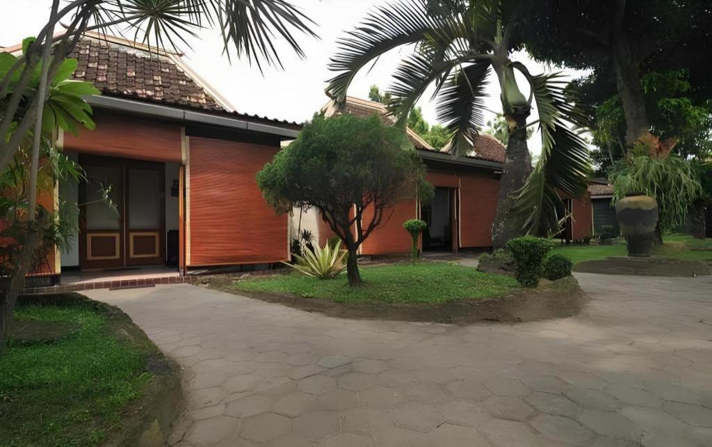 Hotel Batik יוגיאקרטה מראה חיצוני תמונה