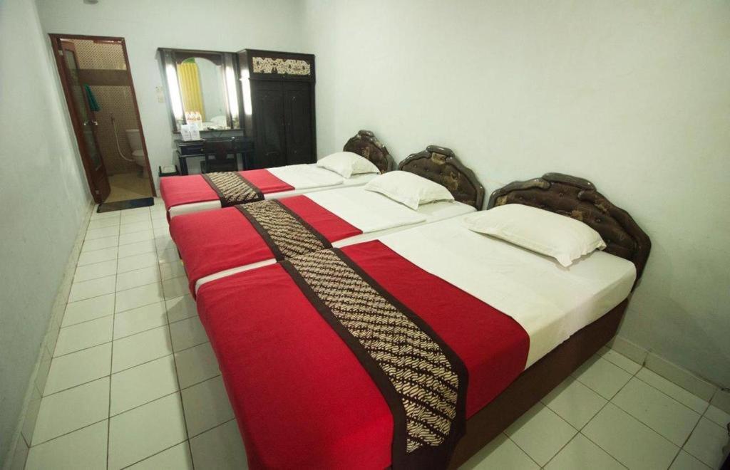 Hotel Batik יוגיאקרטה מראה חיצוני תמונה